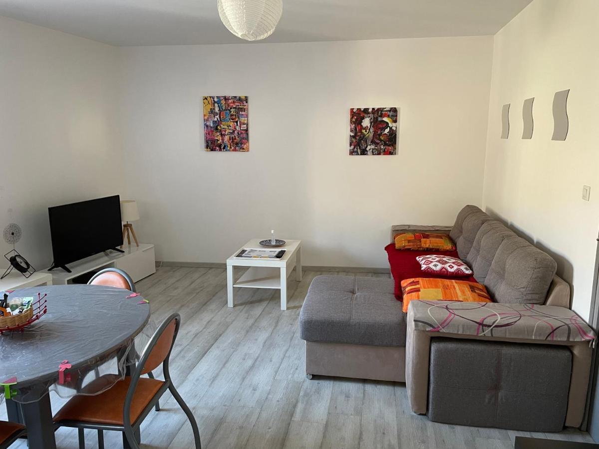 La Desirade Apartment Catllar Luaran gambar