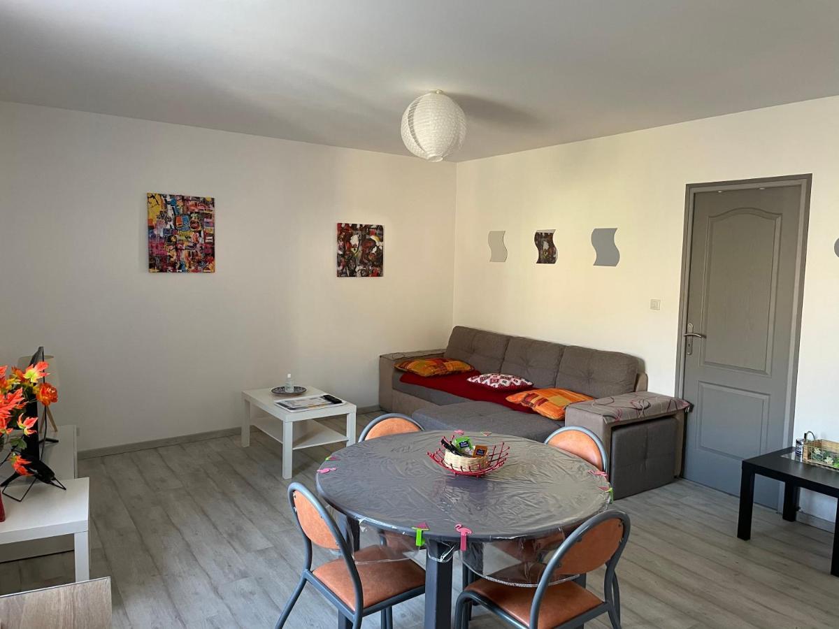 La Desirade Apartment Catllar Luaran gambar