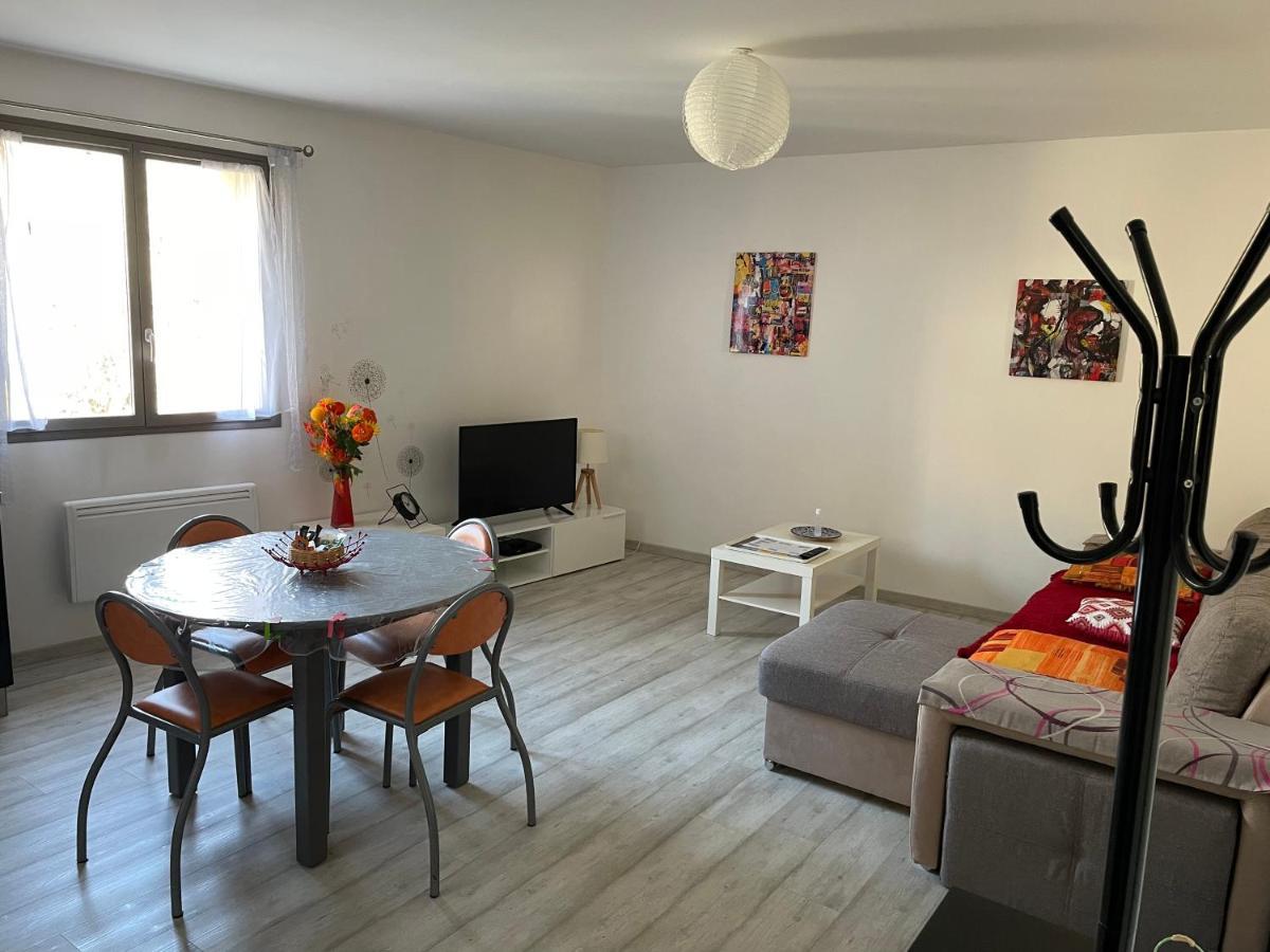 La Desirade Apartment Catllar Luaran gambar